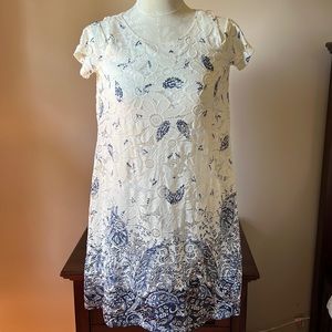 White and blue dress with peek a boo sleeves